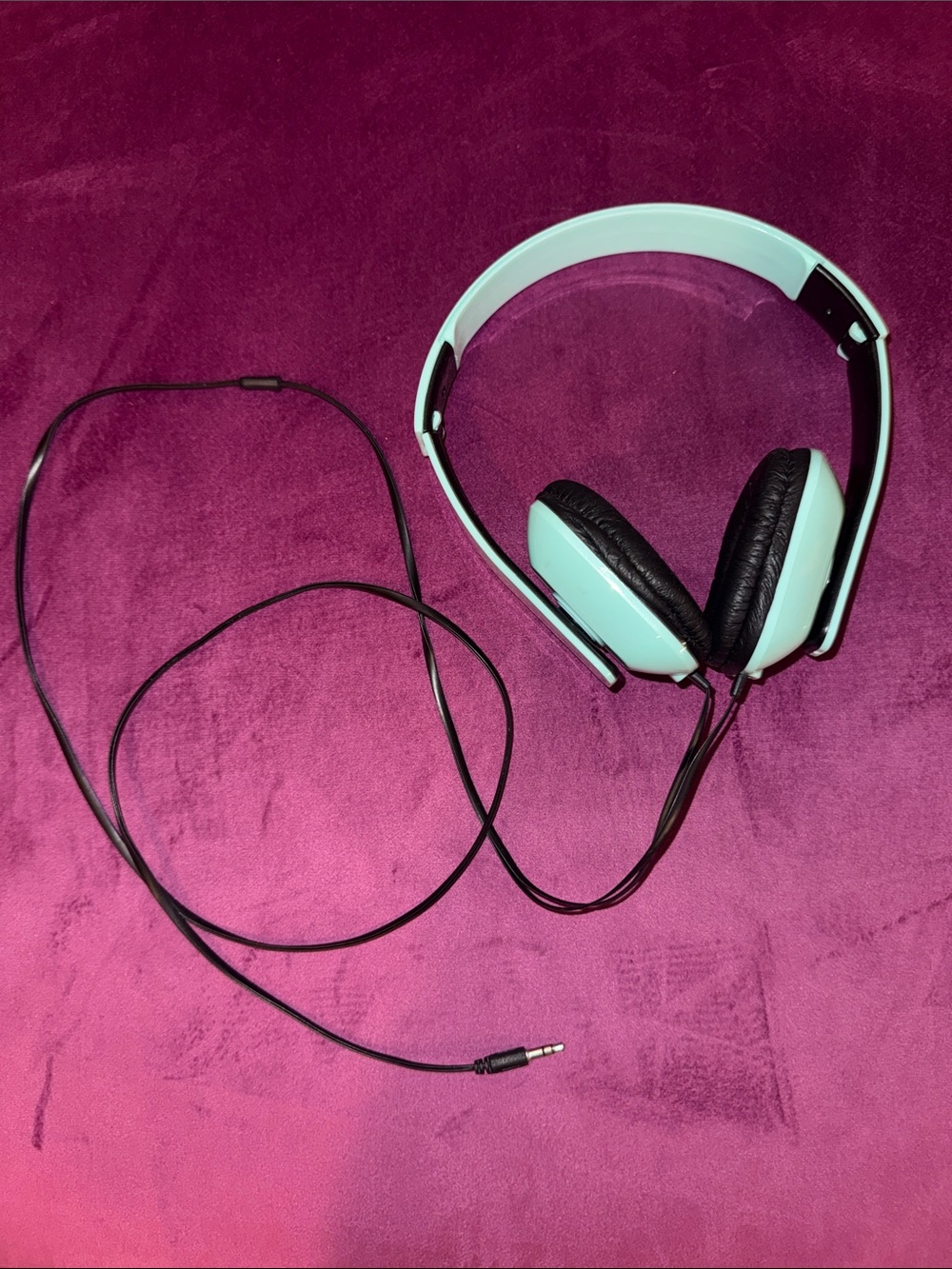 Over-Ear Wired Headphones in Mint Green adjustable head size